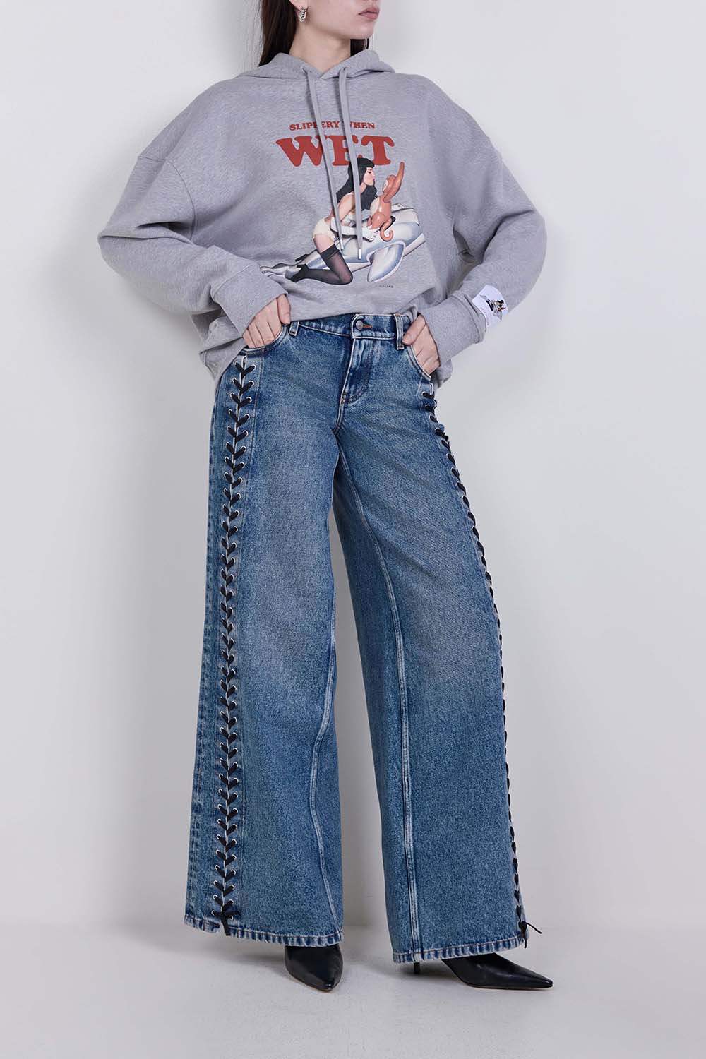 תמונת כל הלוק של קפוצ'ון אוברסייז